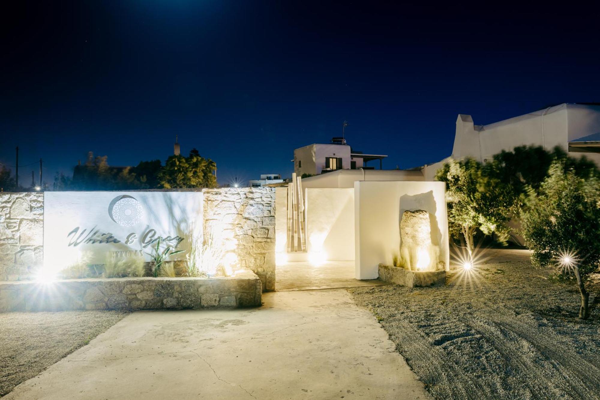 White And Grey Apartamento Mykonos Town Exterior foto